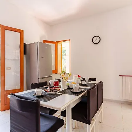 Calipso Villa *